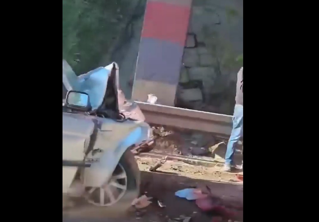 ZASTRAŠUJUĆI SUDAR ZABILJEŽEN KAMEROM! Djevojka se bori za život (VIDEO)