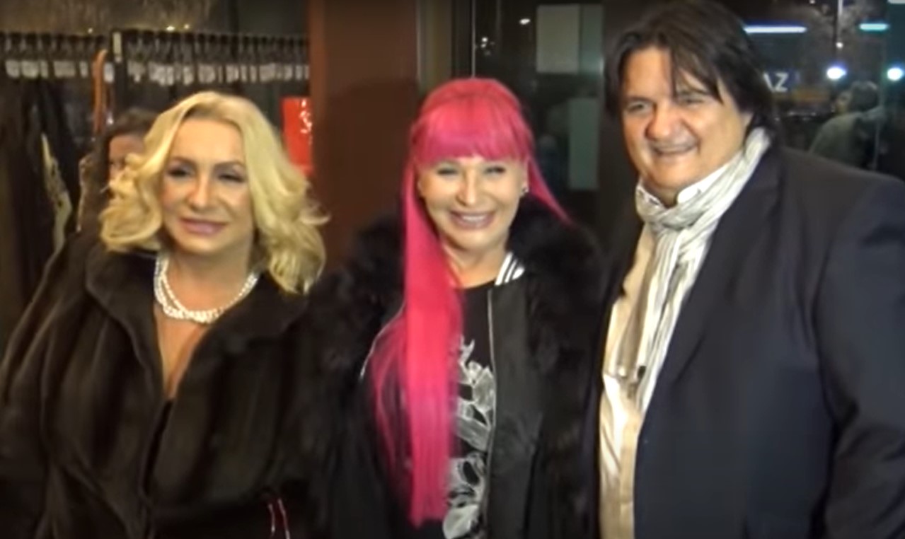 PROCURILA ŠOKANTNA FOTOGRAFIJA Kemiš strastveno ljubi Vesnu Zmijanac (FOTO)