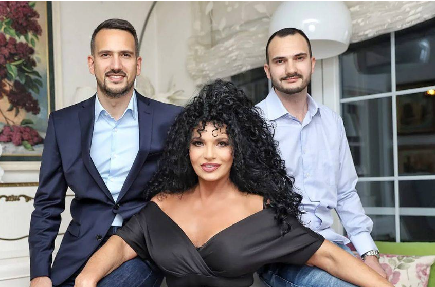 LIDIJA VUKIČEVIĆ ISKRENO O ODNOSU SA SINOVIMA "Prisluškivala sam im razgovore dok su bili u pubertetu"