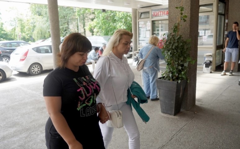 LICA IM GOVORE HILJADU RIJEČI Marija i Miljana Kulić stigle na pregled