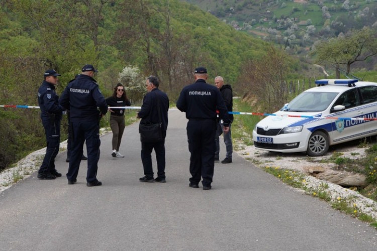 U TOKU OBDUKCIJA! Ekshumirano tijelo Muamera Zukorlića