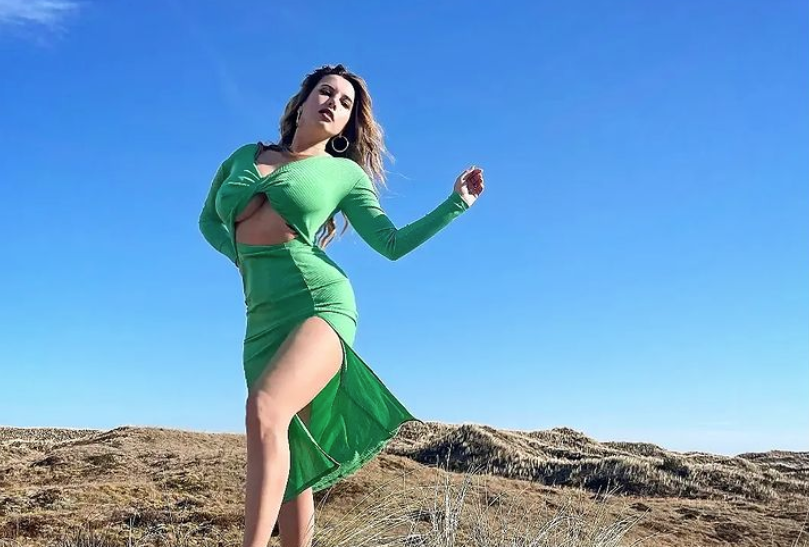 NIVES CELZIJUS U PROVOKATIVNOM IZDANJU! Obradovala pratioce fotografijama! (FOTO/VIDEO)