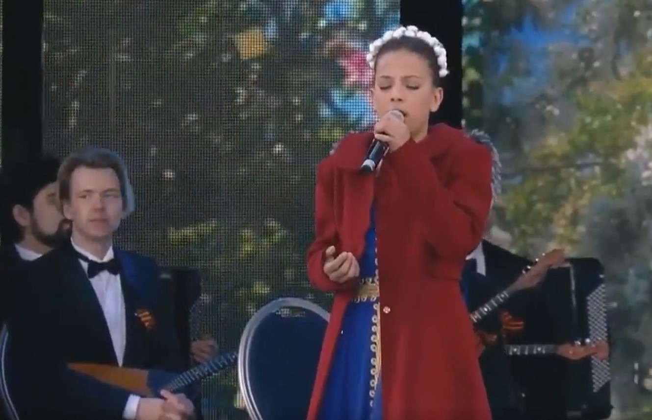 GLAS SA KOSOVA SE ČUO I U MOSKVI! Naša Pavlina pobrala simpatije u bratskoj Rusiji (VIDEO)