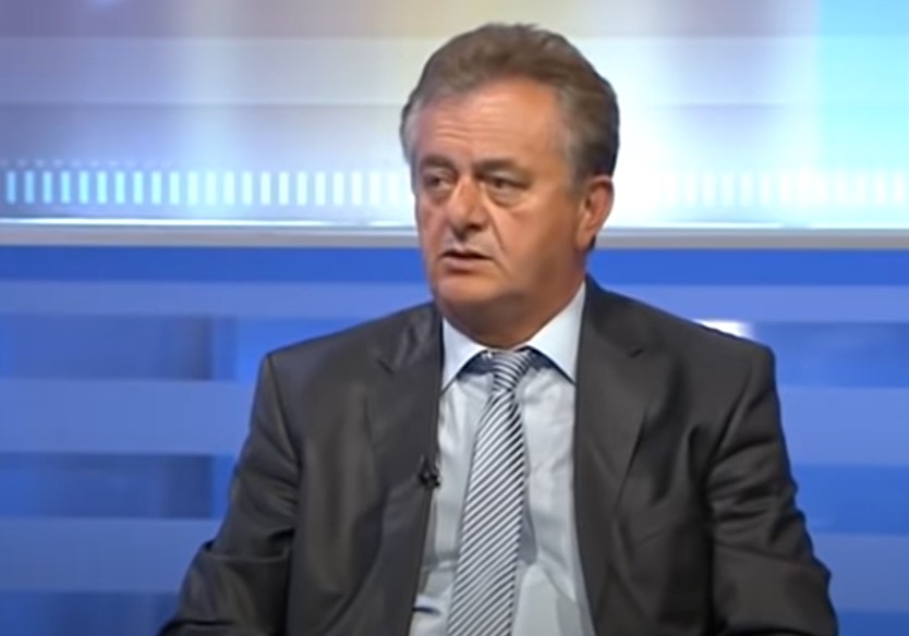 KOMŠIĆEV ZAHTJEV PREDSTAVLJA VELIKU OPASNOST PO BiH Popović: Ne bi me čudilo da Ustavni sud usliši njegove bolesne želje