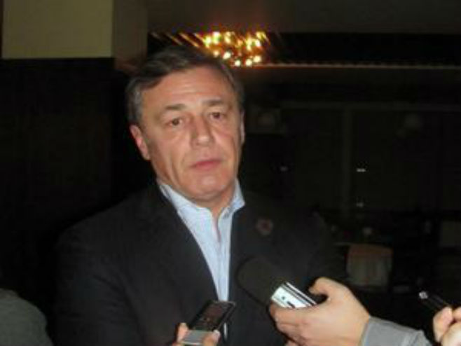 DOLAZAK LAVROVA U SRBIJU PORUKA PRIJATELJSTVA Perović: Rusija poštuje Dejtonski mirovni sporazum