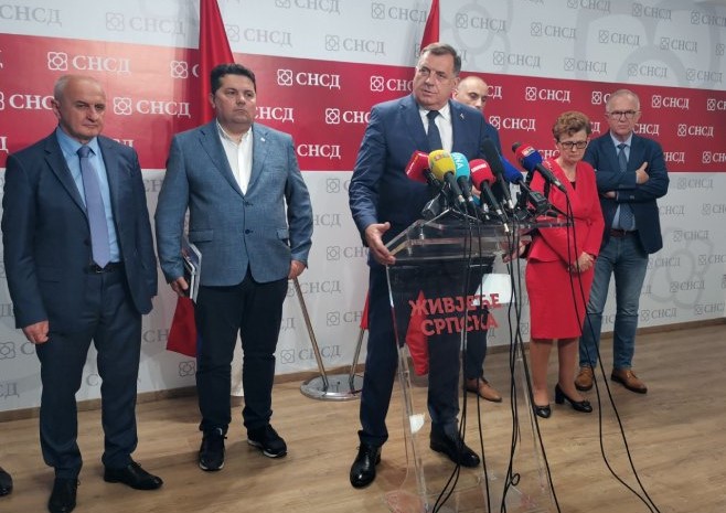 Dodik, Đokić, Stevandić se obratili javnosti