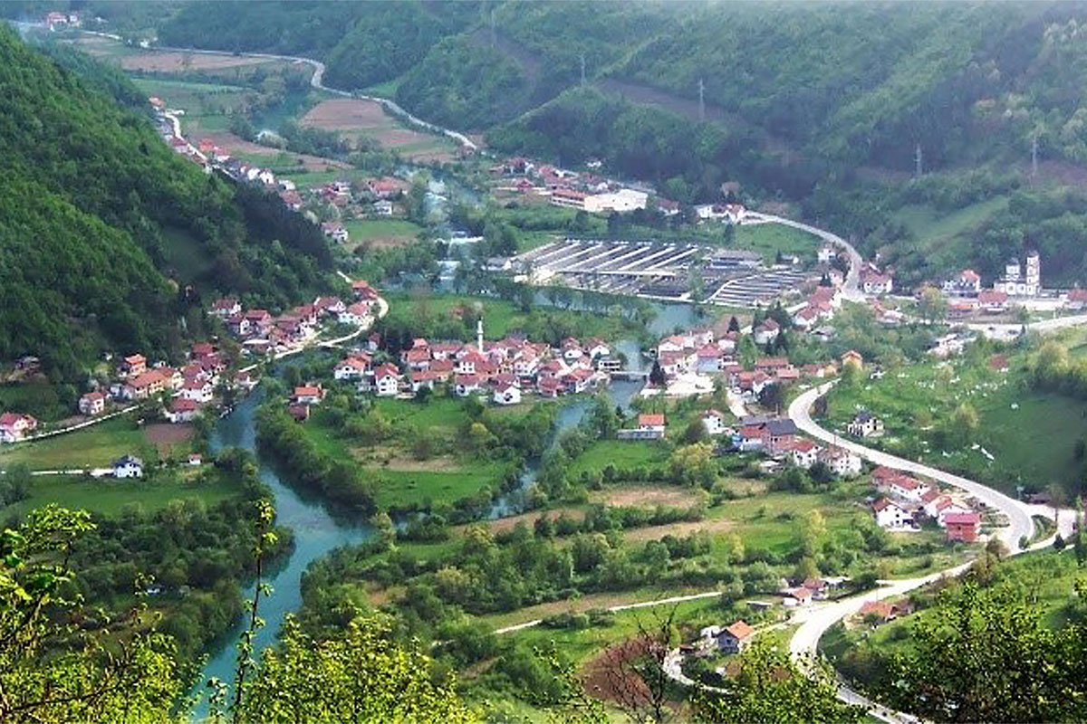 "DOSTOJANSTVENO ISPRATIMO NAŠE MLADIĆE NA VJEČNI POČINAK" Sutra dan žalosti u Jezeru