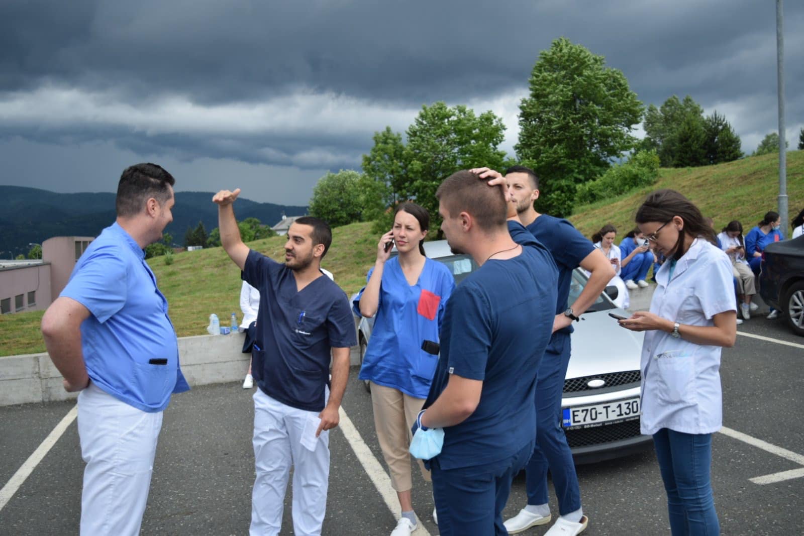 OGLASILI SE SA UKC-a Strogo osudili dojave o bombama (FOTO)