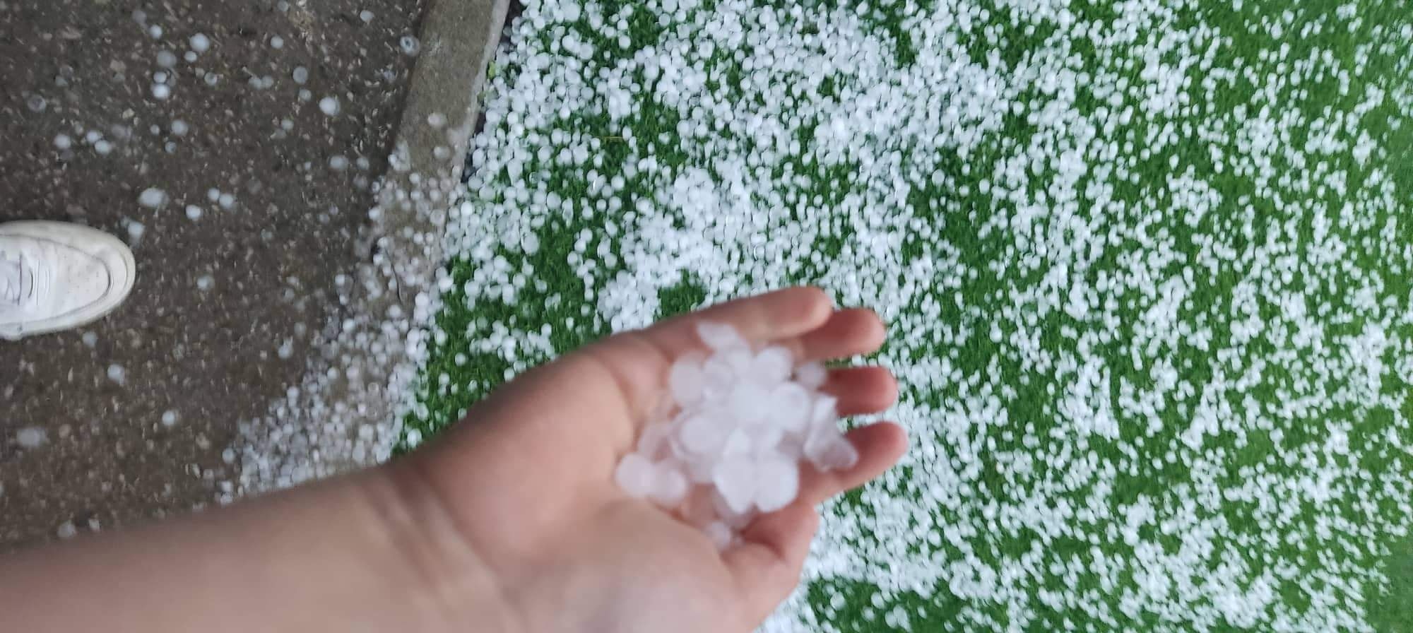 STRAŠNO NEVRIJEME POGODILO HRVATSKU Padao grad veličine oraha (FOTO/VIDEO)