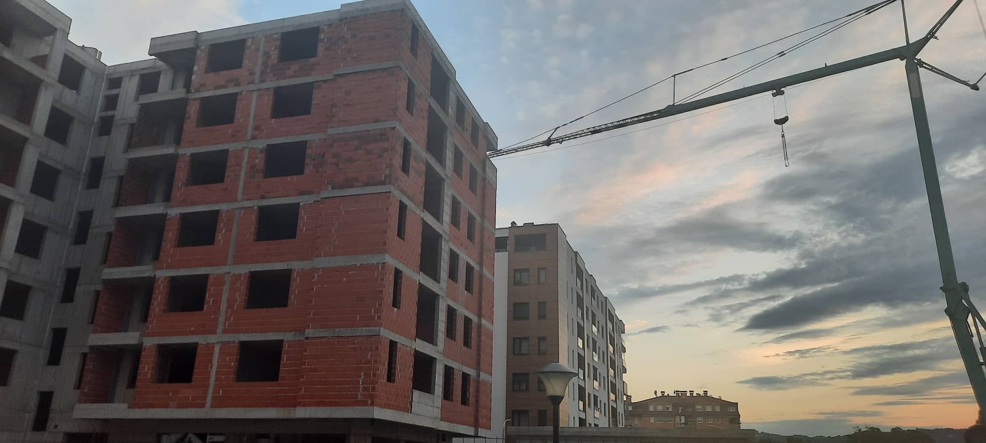 JEFTINIJE ŽELJEZO I ČELIK Sljedeće godine trebalo bi doći do smanjenja cijena nekretnina u Srpskoj