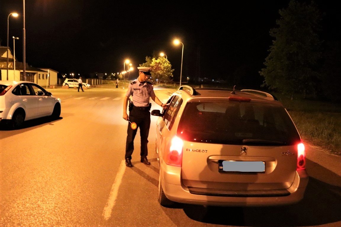 PIJANI ZA VOLANOM  Iza rešetaka završila dva lica