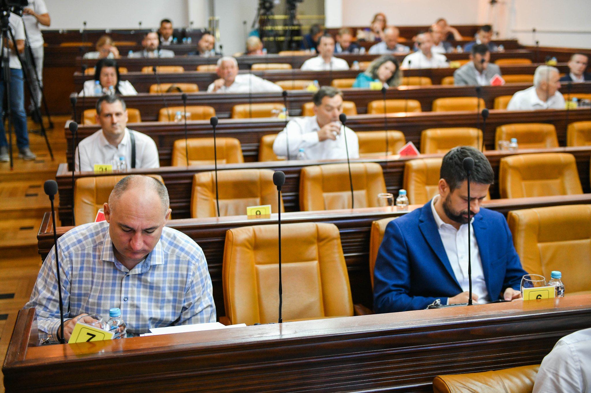 GRADSKI PREVOZ NE STAJE U PETAK? Grad subvencioniše jul, vanredna sjednica naredne sedmice