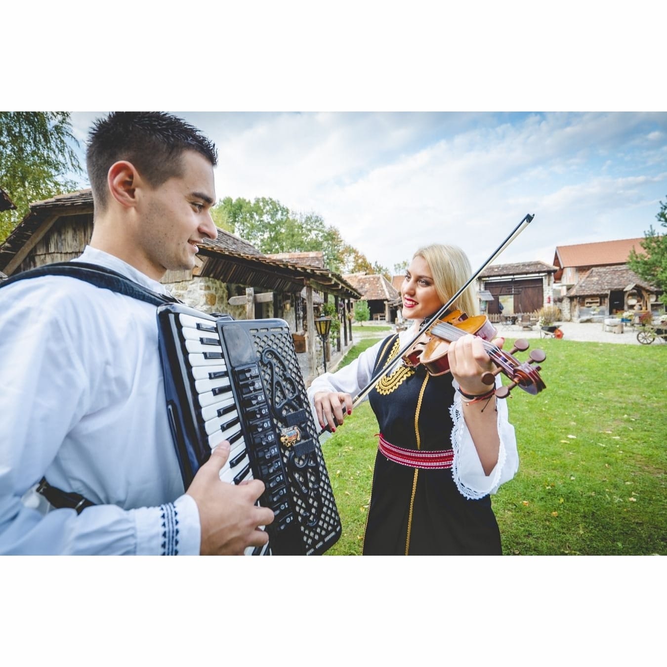 DJEDOVA HARMONIKA OMILJENI INSTRUMENT Note u venama porodice Šukalo nose tri generacije