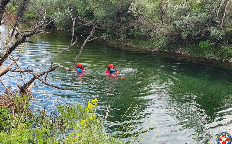 TRAGIČAN KRAJ POTRAGE U ŠIROKOM BRIJEGU Spasioci izvukli tijelo iz vode od preko dva i po metra dubine