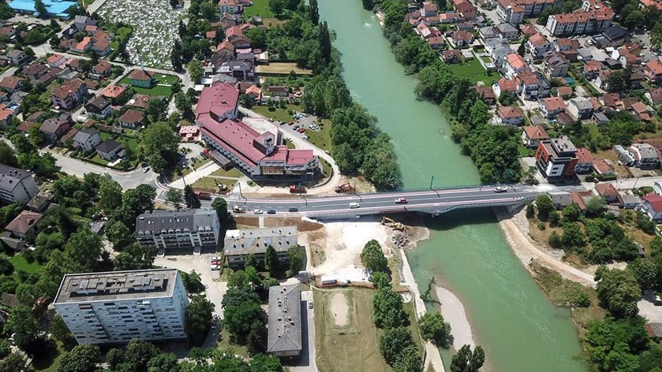 POLICAJCI U ŠOKU Banjalučanin se drogirao na obali Vrbasa
