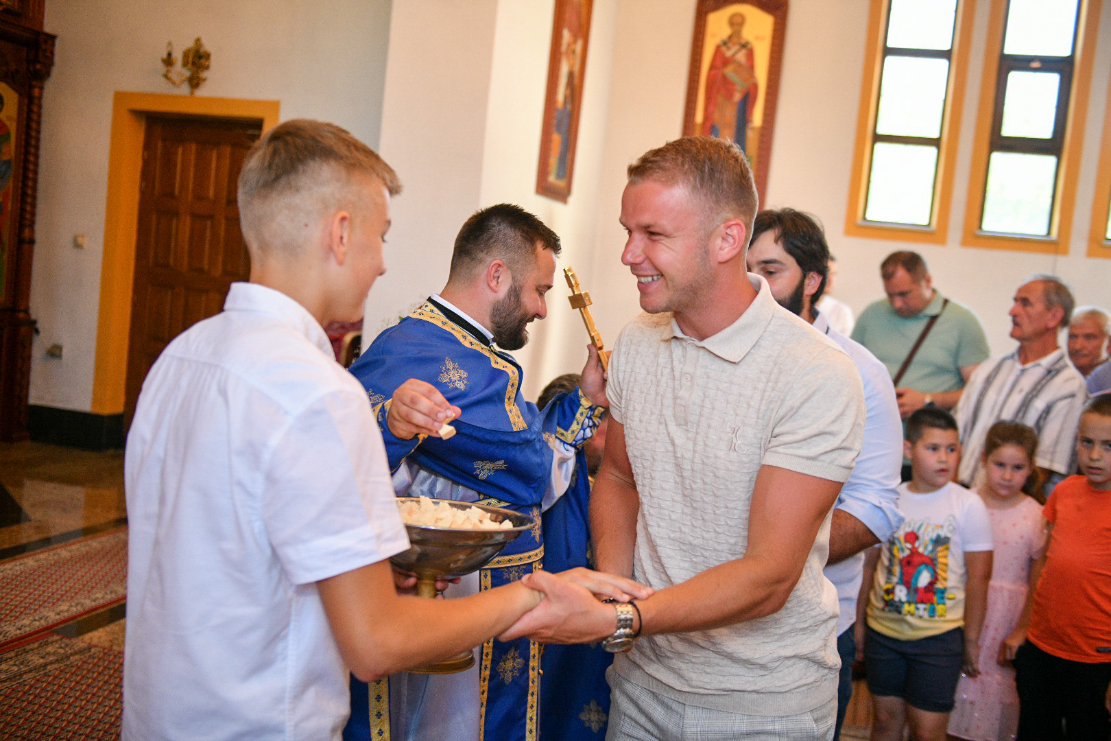 TRADICIONALNA MASLA U BRONZANOM MAJDANU I JELIĆKI Prisustvovao i Stanivuković: Podrška za ovaj dio našeg grada neće izostati ni u narednom periodu (FOTO)