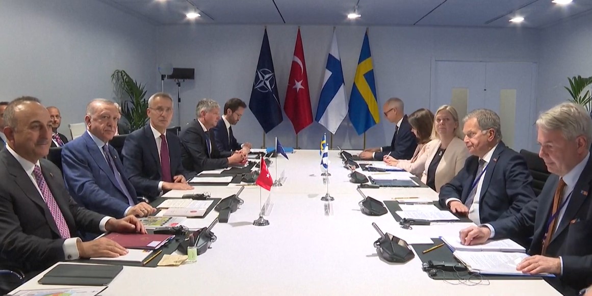 ZAŠTO JE ERDOGAN OSUSTAO OD BLOKADE? Finska i Švedska mogu u NATO