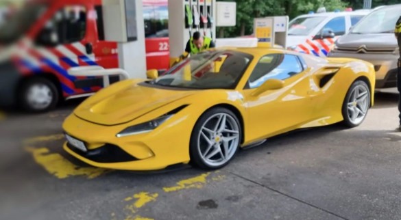 NESTALO IM GORIVA Ukrali jedan od najbržih Ferrarijevih modela, ali nisu daleko stigli