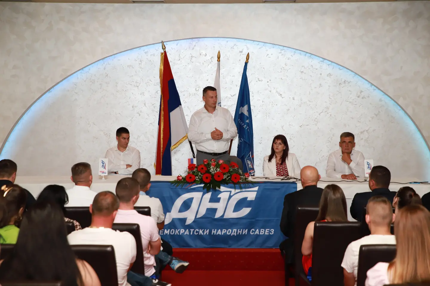 DNS PREDAO LISTE ZA OPŠTE IZBORE Nešić kandidat za člana Predsjedništva BiH