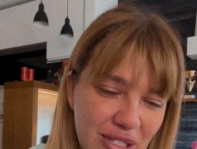 PJEVAČICA OTKRILA ZBOG ČEGA JOJ JE POZLILO Kija se oglasila nakon što se srušila nasred garaže