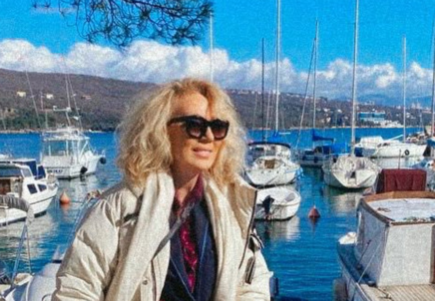 TAJNI BIZNIS POPULARNE PJEVAČICE ZA KOJI MNOGO VAS NIJE ZNALO Lepa Brena odlučila prije 30 godina da svoj novac uloži pametno