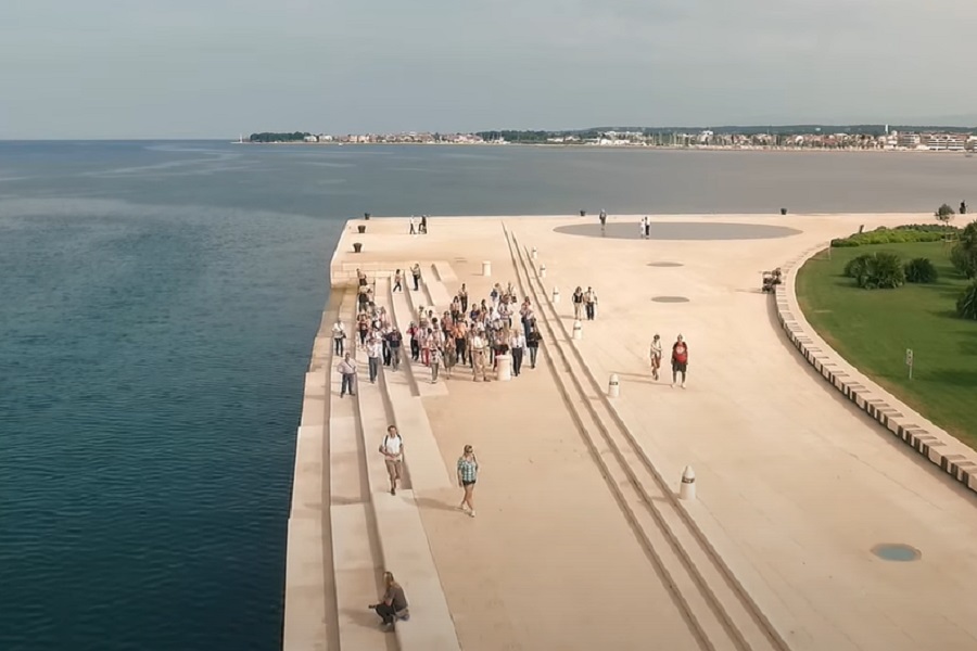 HRVATSKA DIJELI PREKO MILIJARDU KUNA TURISTIČKIM PREDUZETNICIMA Postoji uslov za dobijanje novca od države