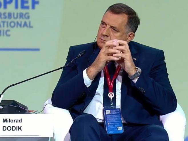 DODIK IZ SANKT PETERBURGA Izloženi smo ozbiljnim pritiscima, Zapad želi da u BiH ima poslušnike i štićenike
