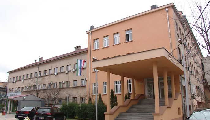 STIGAO PRIJETEĆI MEJL NA RUSKOM JEZIKU Lažna dojava o postavljenoj bombi u zgradi Vlade HNK