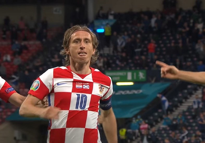 HRVATSKA PRVI PUT U ISTORIJI POBIJEDILA FRANCUSKU "Vatreni" slavili u Parizu