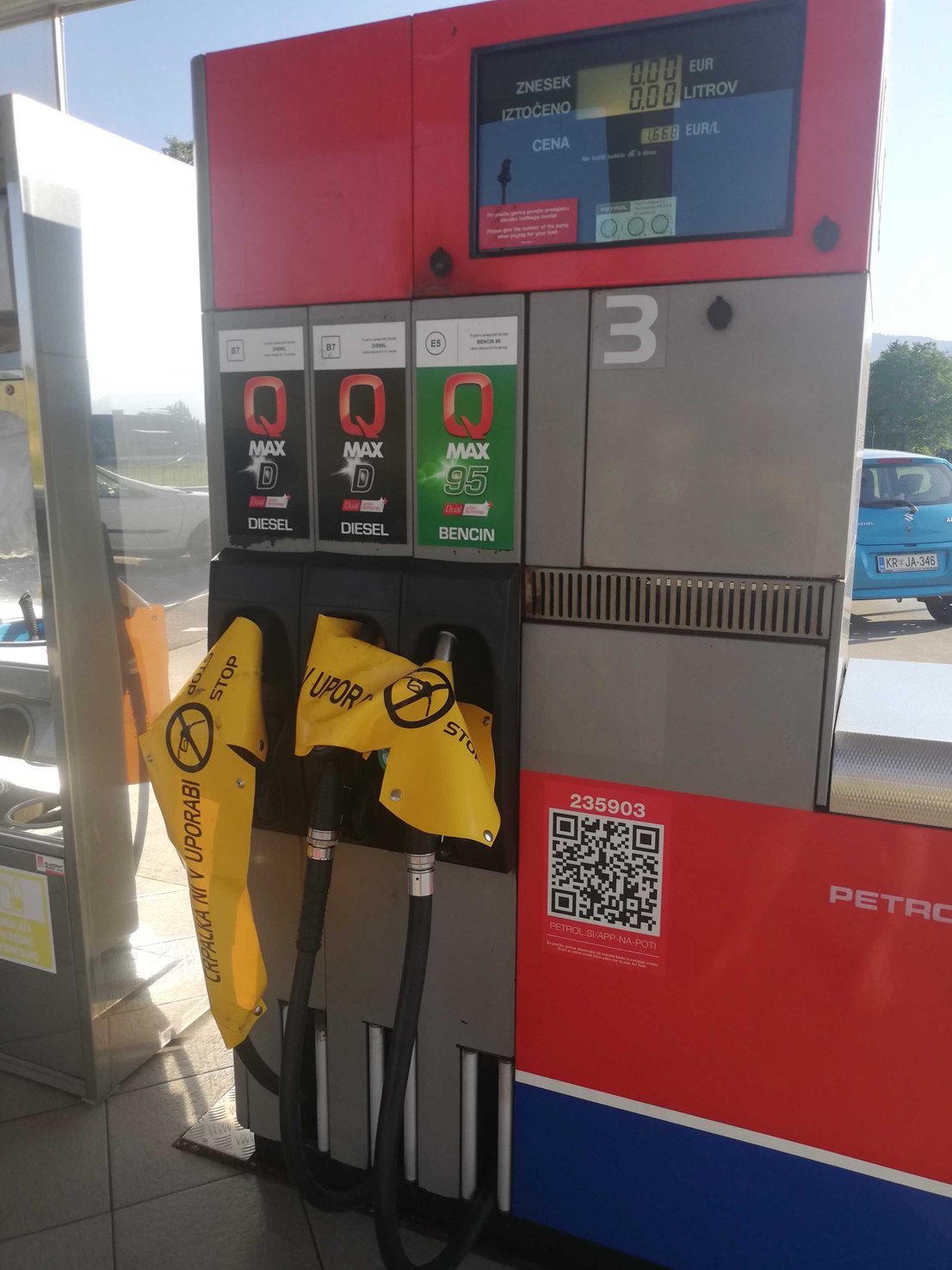 NIŠTA OD POJEFTINJENJA U BiH Domaći naftaši "slijepi" i "gluvi" na pad cijena barela