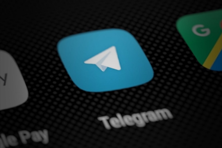 OBJAVLJENI JEZIVI I UZNEMIRUJUĆI PODACI Vlasnica pedofilske Telegram grupe objavila sliku d‌jevojčice (12) da bi se osvetila njenom ocu