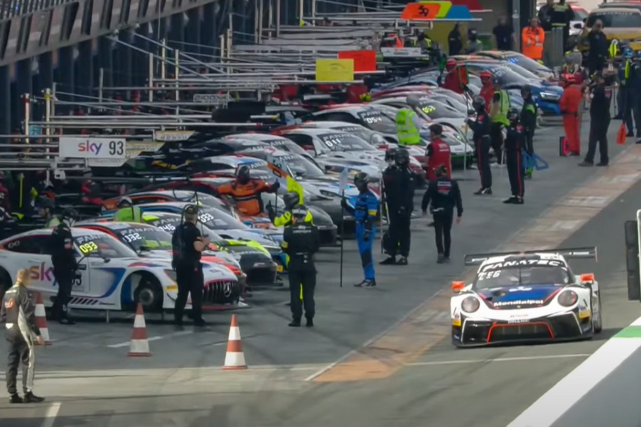 VALENTINO ROSI IMAO VIKEND ZA ZABORAV Četverotočkaši nemilosrdni prema gospodaru motora (VIDEO)