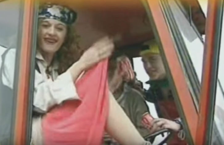 KOKA KOLA, MARLBORO, SUZUKI... Nećete vjerovati ko su ljudi koje ste gledali u čuvenom spotu Viki Miljković (VIDEO)