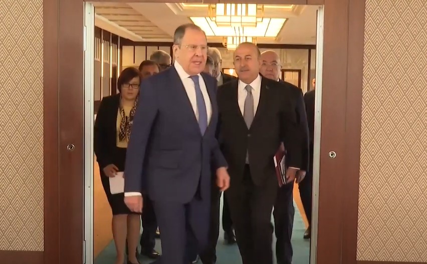 ČAVUŠOGLU I LAVROV SE SASTALI U ANKARI Ključna tema biće deblokada izvoza žitarica iz Ukrajine (VIDEO)