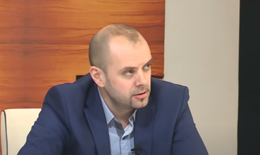 MUSLIMANI I HRVATI IDU NA TO DA SRBI NE ŽIVE U FBiH Radanović: Oko 8.000 zahtjeva Srba za stručnu pomoć