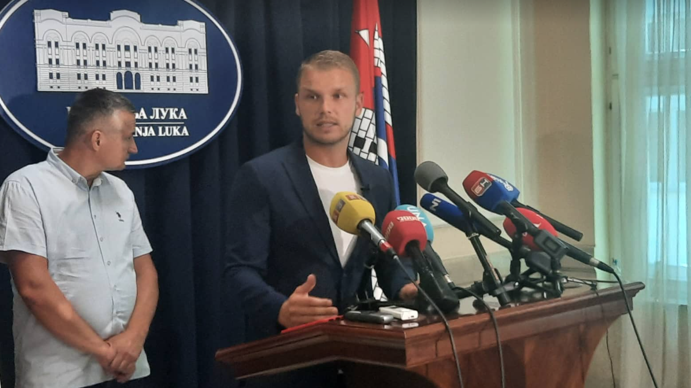 BANJALUKA OSTAJE BEZ JAVNOG PREVOZA OD 1. JULA? Gradonačelnik Stanivuković za sve krivi nedolazak skupštinske većine na sastanak