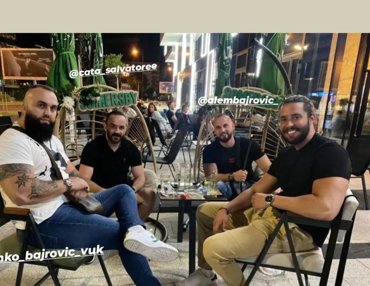 SIR, ČAJNA KOBASICA, UŠTIPCI... Madžić i Bajrović  iskoristili pauzu da okuse čari Sarajeva