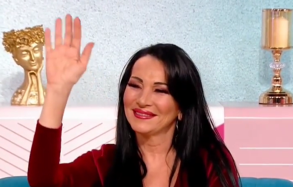 GOCA BOŽINOVSKA PRESREĆNA! Bojana i Mirko joj podarili unuka baš na njen rođendan!