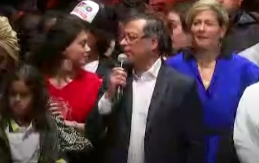 KOLUMBIJA IZABRALA LIDERA Gustavo Petro prvi ljevičarski predsjednik Kolumbije
