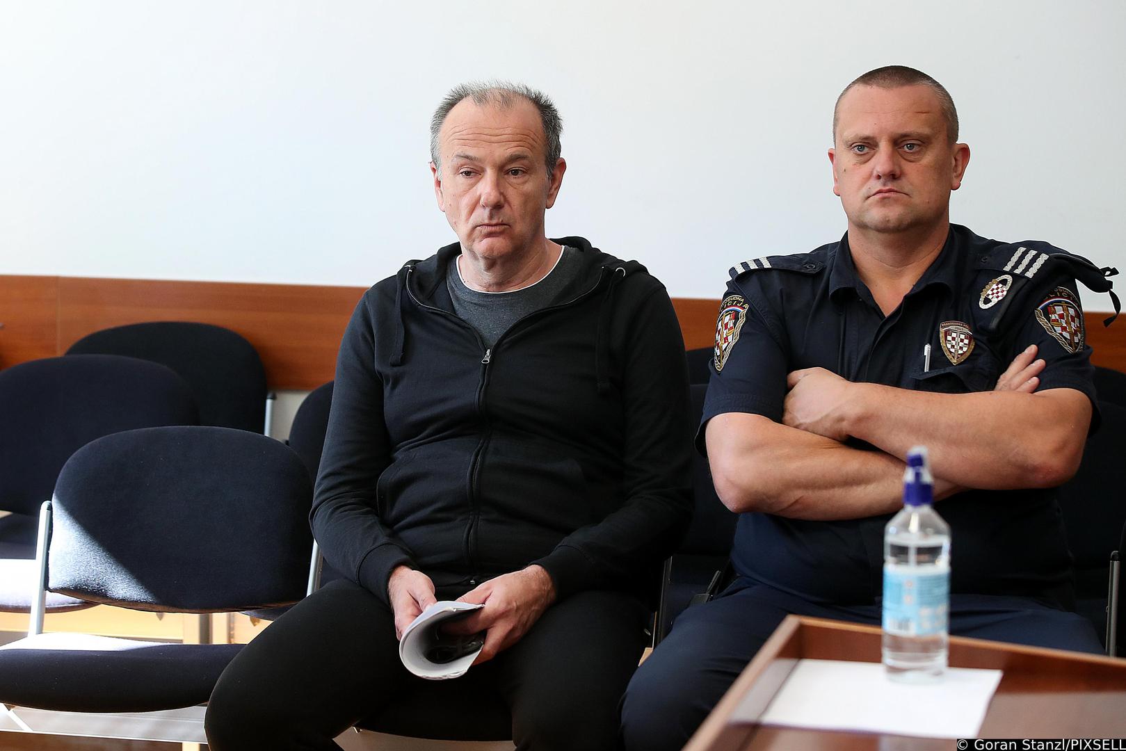 DOBIO 50 GODINA ZATVORA Kopitz proglašen krivim za ubistvo djece, istuširao ih pa im u kakao stavio tablete