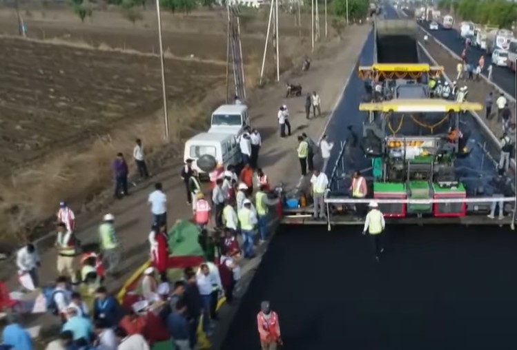 NAPRAVILI 75 KILOMETARA AUTOPUTA ZA 5 DANA Posao koji u nekim zemljama traje godinama, Indijci obavili za manje od sedmicu dana (VIDEO)