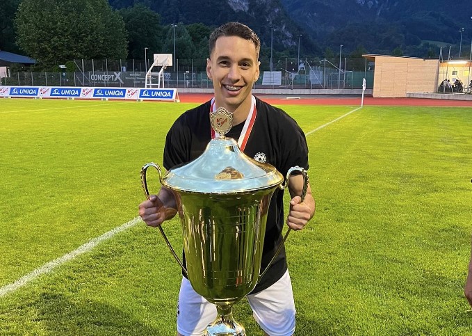 FUDBALER MARIO DESNICA U AUSTRIJI PRONAŠAO SEBE Polusezona bez poraza i osvojen Kup: Ovdje sam pronašao sebe, upoznao prave prijatelje, djevojku (FOTO/VIDEO)