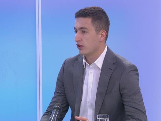 MLADEN ILIĆ ISTAKAO "Funkcionisanje gradskog prevoza prioritet, grad nije pomogao prevoznicima"