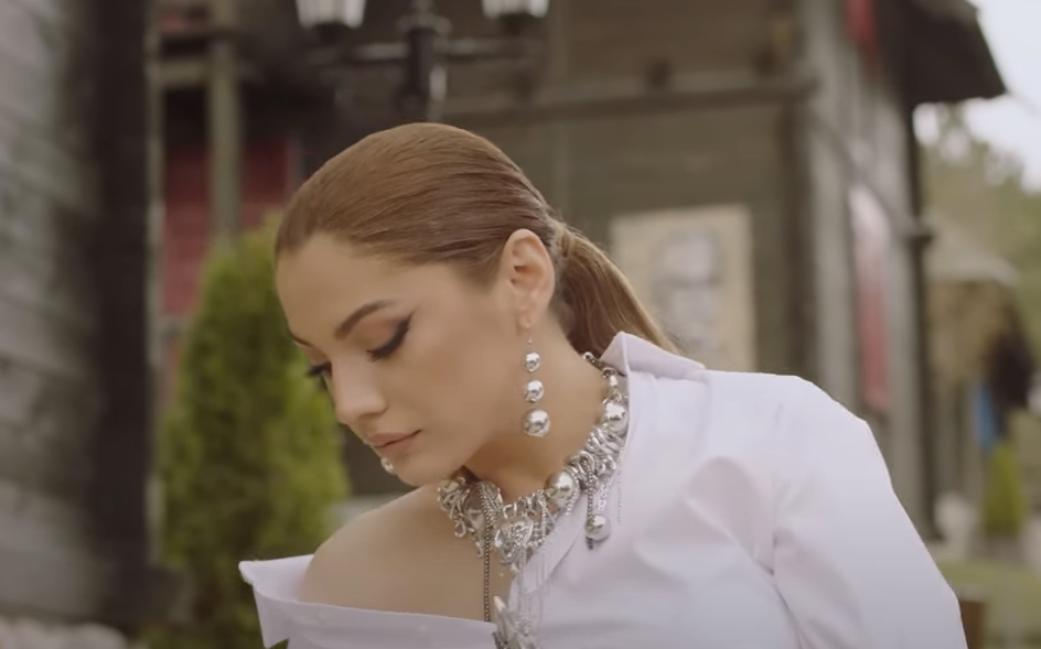 NADICA BLISTA OD SREĆE Pjevačica uživa u snimanju muzike, smršala je i zaljubila se