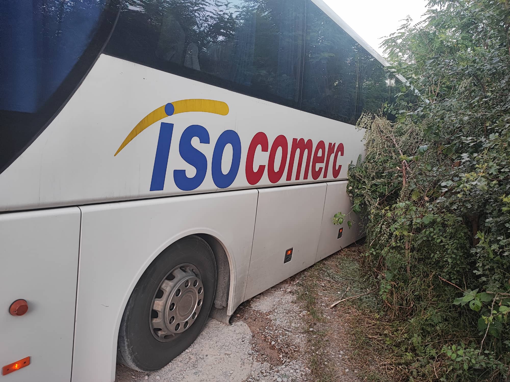 TOTALNI KOLAPS U SAOBRAĆAJU Kilometarske kolone na dionici puta Dragočaj-Potkozarje (FOTO)