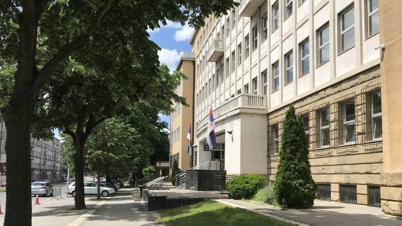 SRBIJA NA NOGAMA, UDARA SE NA INSTITUCIJE Dojava o bombi u Palati pravde, u toku evakuacija