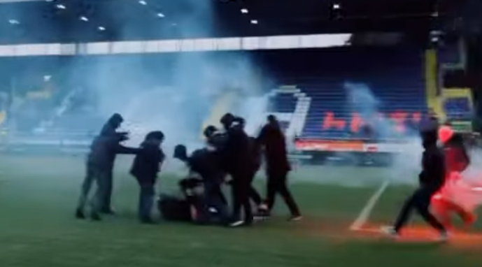 HAOS U MAKARSKOJ Prebijeni navijači Partizana, jedno lice u kritičnom stanju (FOTO)