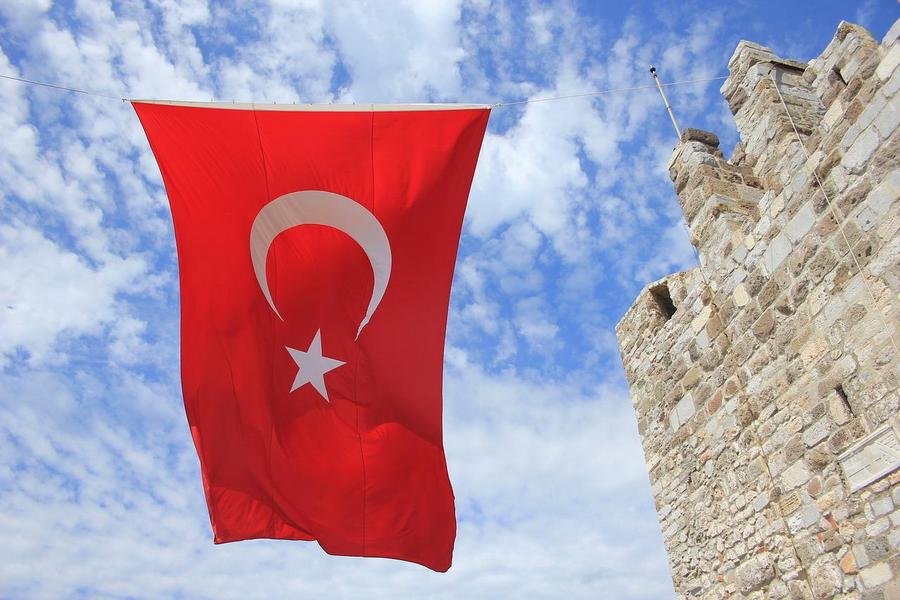 TURSKA SUSPENDOVALA ODLUKU Nisu odoleli pritisku Amerike