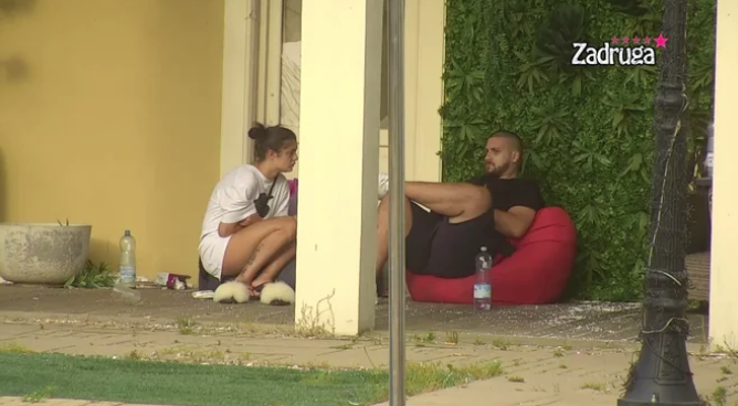 VIKI SE POŽALILA ZOLI I NEVENI DA MARKO ŽELI DA RASKINE Evo šta joj je rekao njegov najbolji prijatelj (VIDEO)