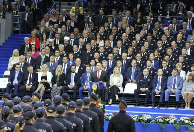 ŽIVJELA SRBIJA, ŽIVJELA REPUBLIKA SRPSKA Cvijenović: "Јaka policijska struktura na ponos građanima"